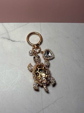 🐢 Clear Turtle Bag Charm Keychain